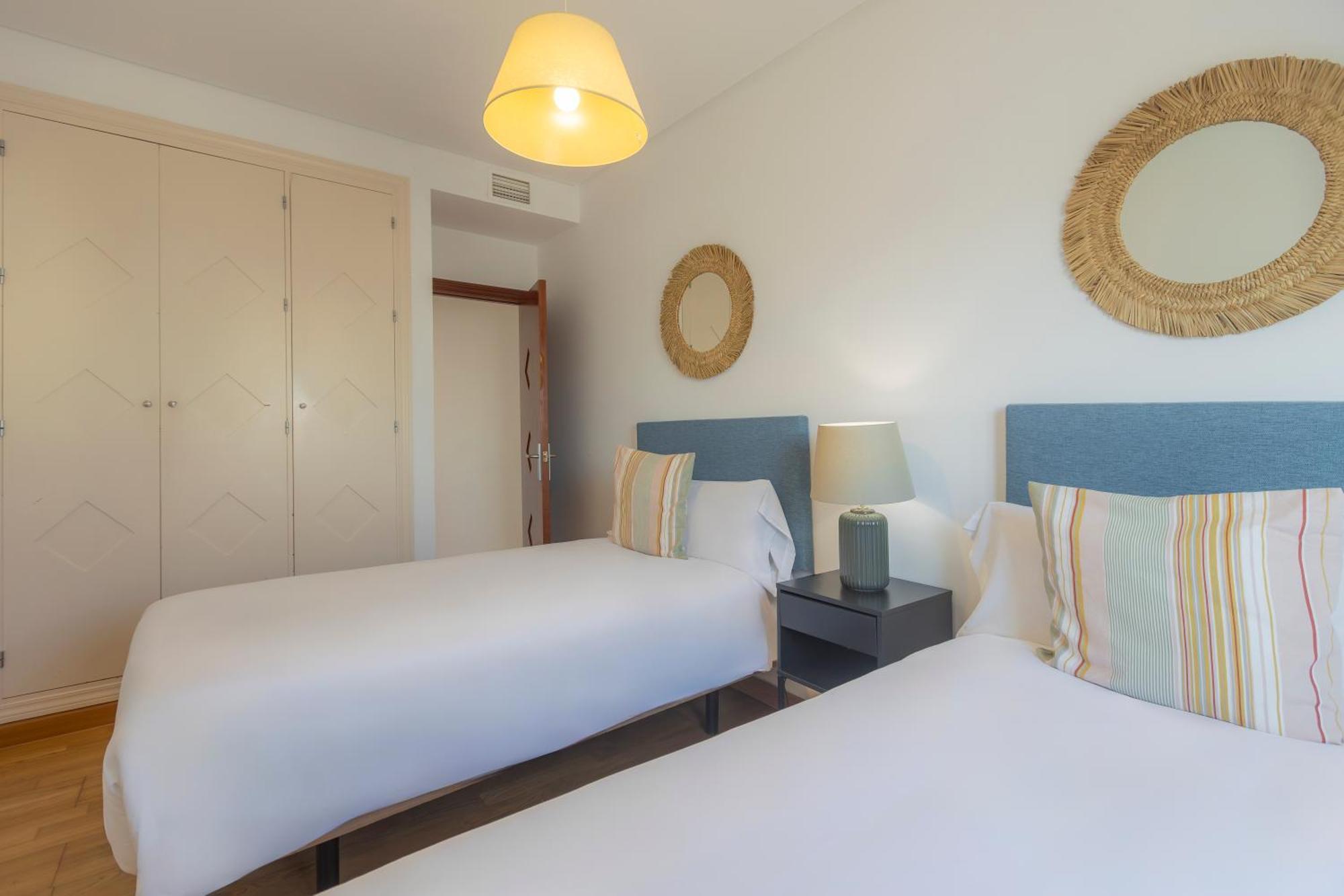 Apartamentos Moon Dreams Puerto El Puerto de Santa María Exteriör bild